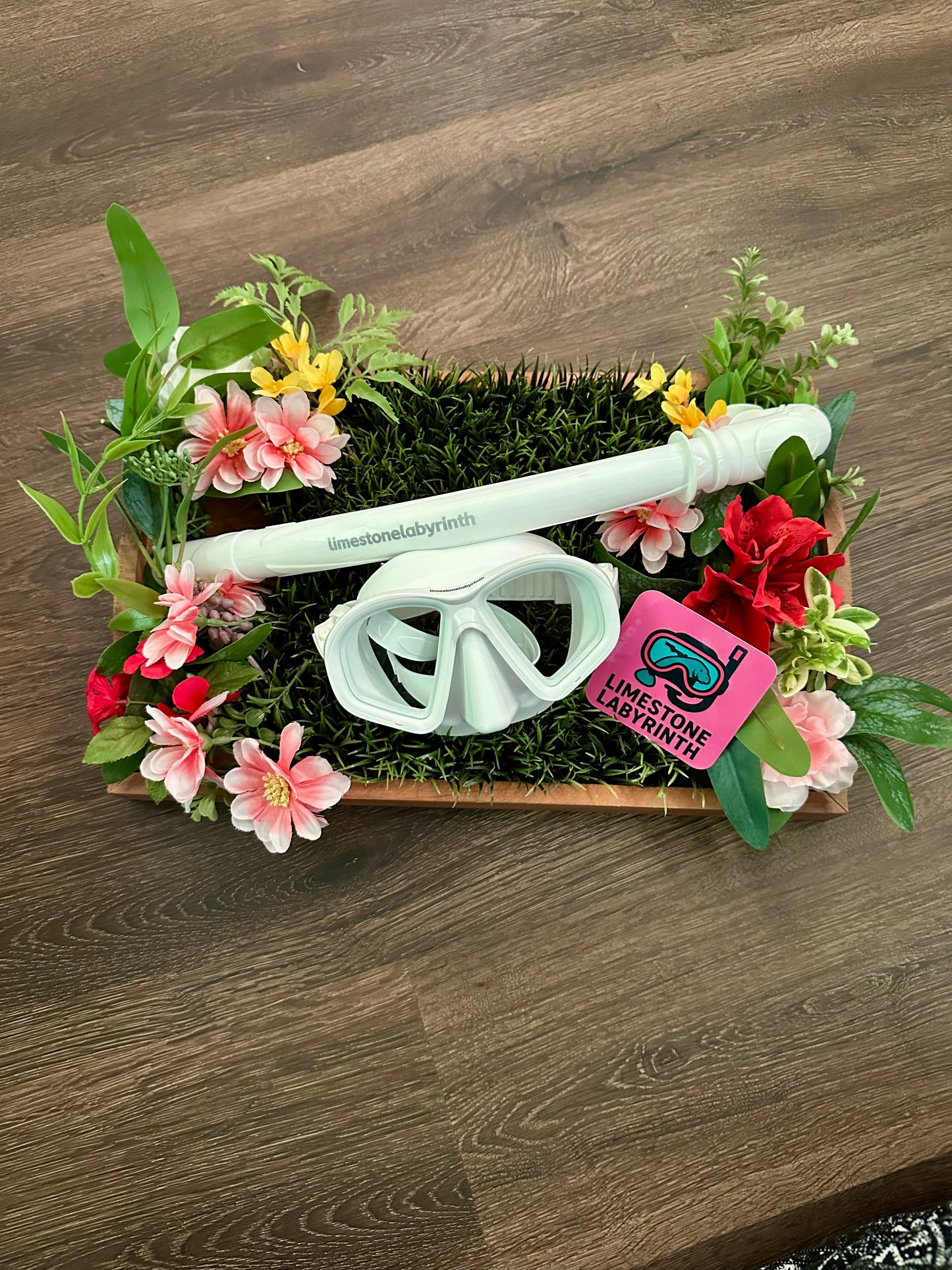 Polar White Snorkel Set